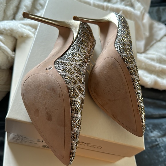Vince Camuto special occasion sparkly pumps - Picture 9 of 10